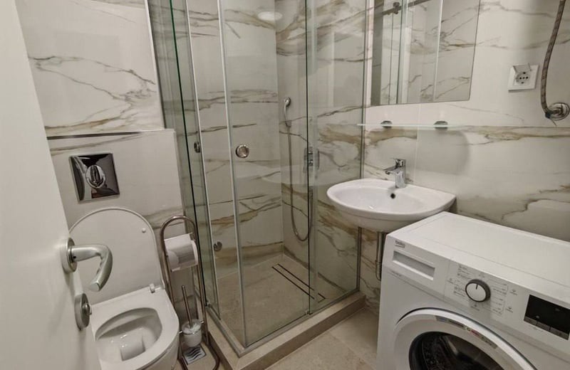 Alquiler de un acogedor apartamento de 2 habitaciones, 42 m², Zvezdara, Belgrado, Serbia